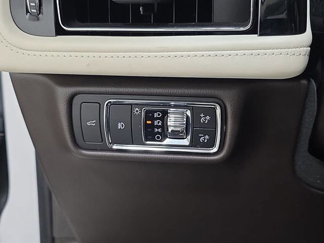Certified 2023 Lincoln Aviator Black Label AWD/4WD image 23