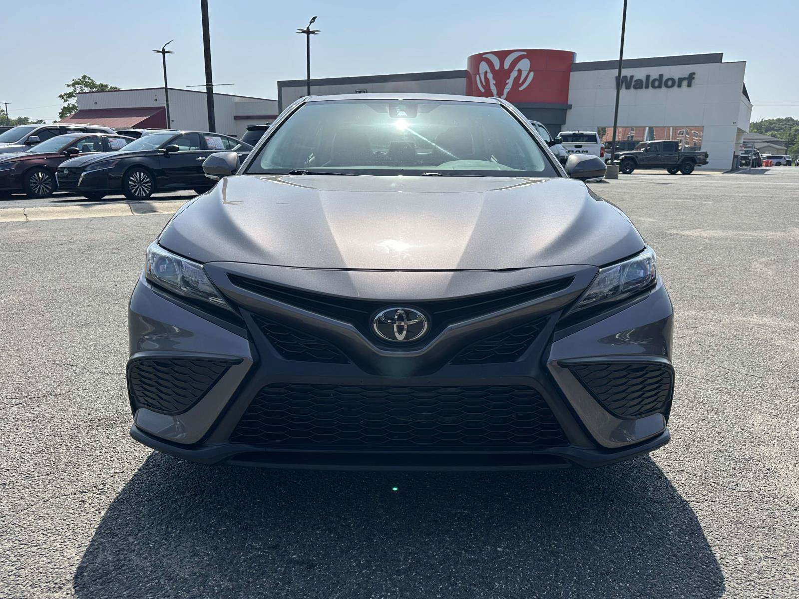 Used 2024 Toyota Camry SE FWD video 2