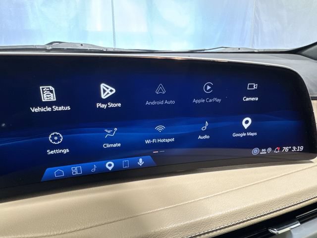 Certified 2025 Cadillac XT4 Premium Luxury FWD image 16