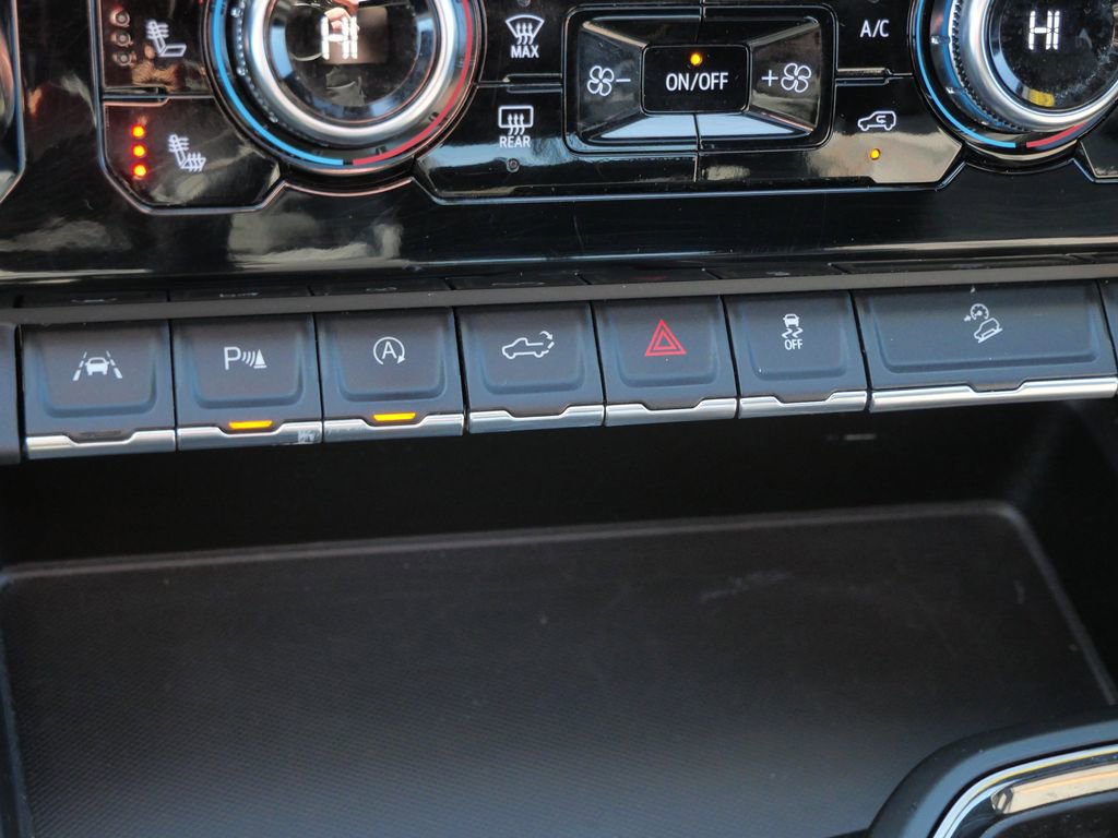 Used 2023 GMC Sierra 1500 AT4 w/ AT4 Premium Package image 46