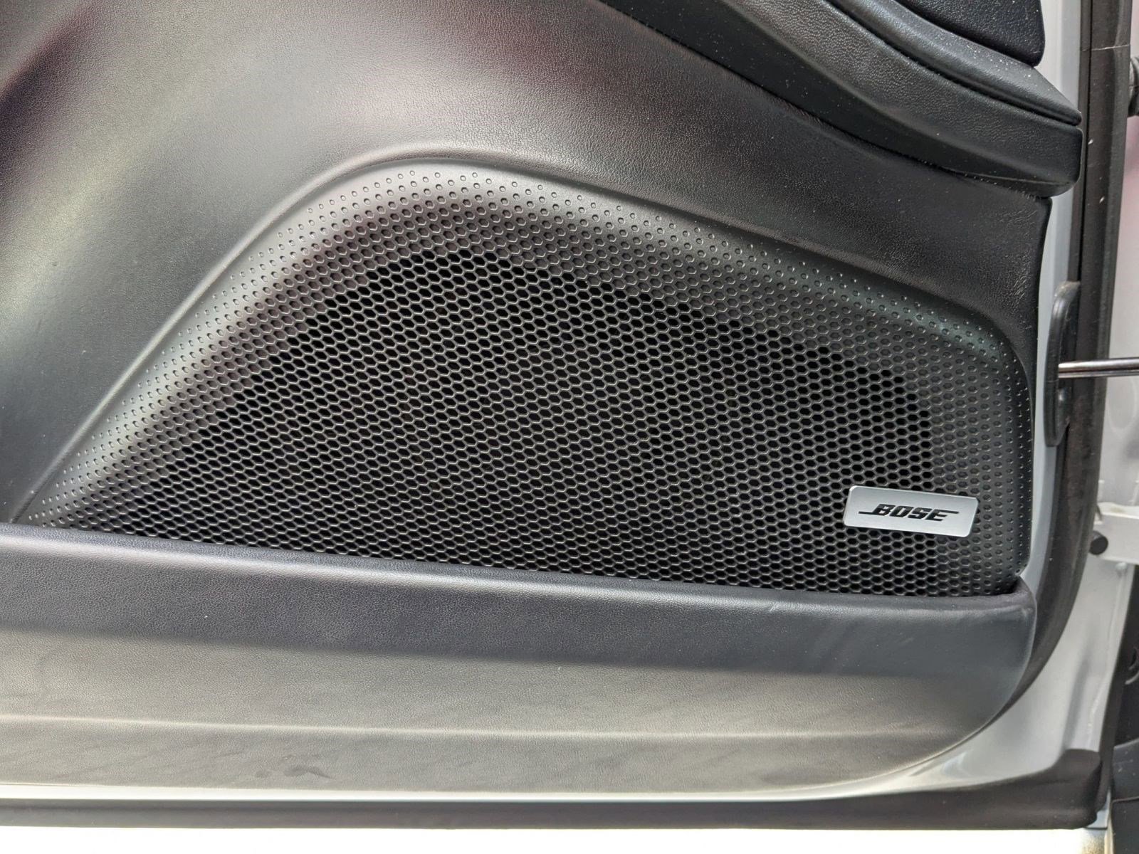 Certified 2025 Porsche Panamera 4 image 14