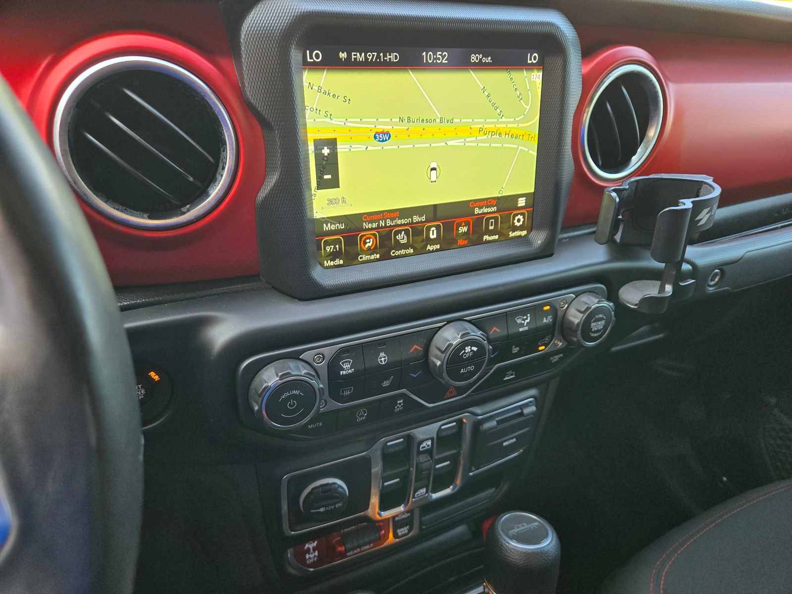 Used 2022 Jeep Gladiator Rubicon w/ Cold Weather Group AWD/4WD image 15