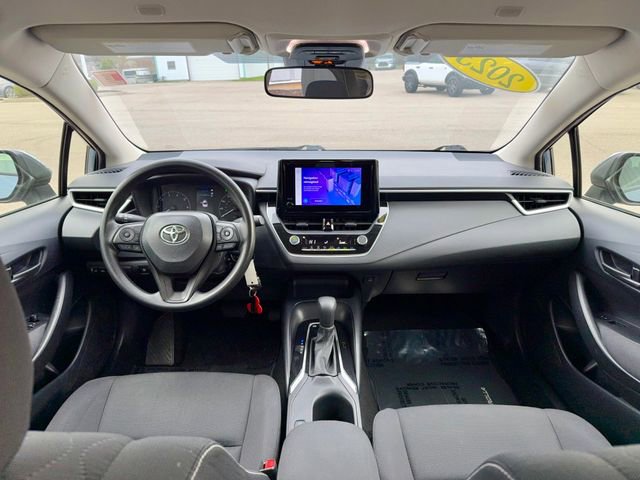 Used 2023 Toyota Corolla LE image 14