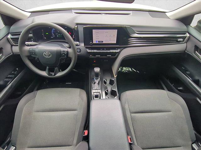 Used 2025 Toyota Camry LE image 19