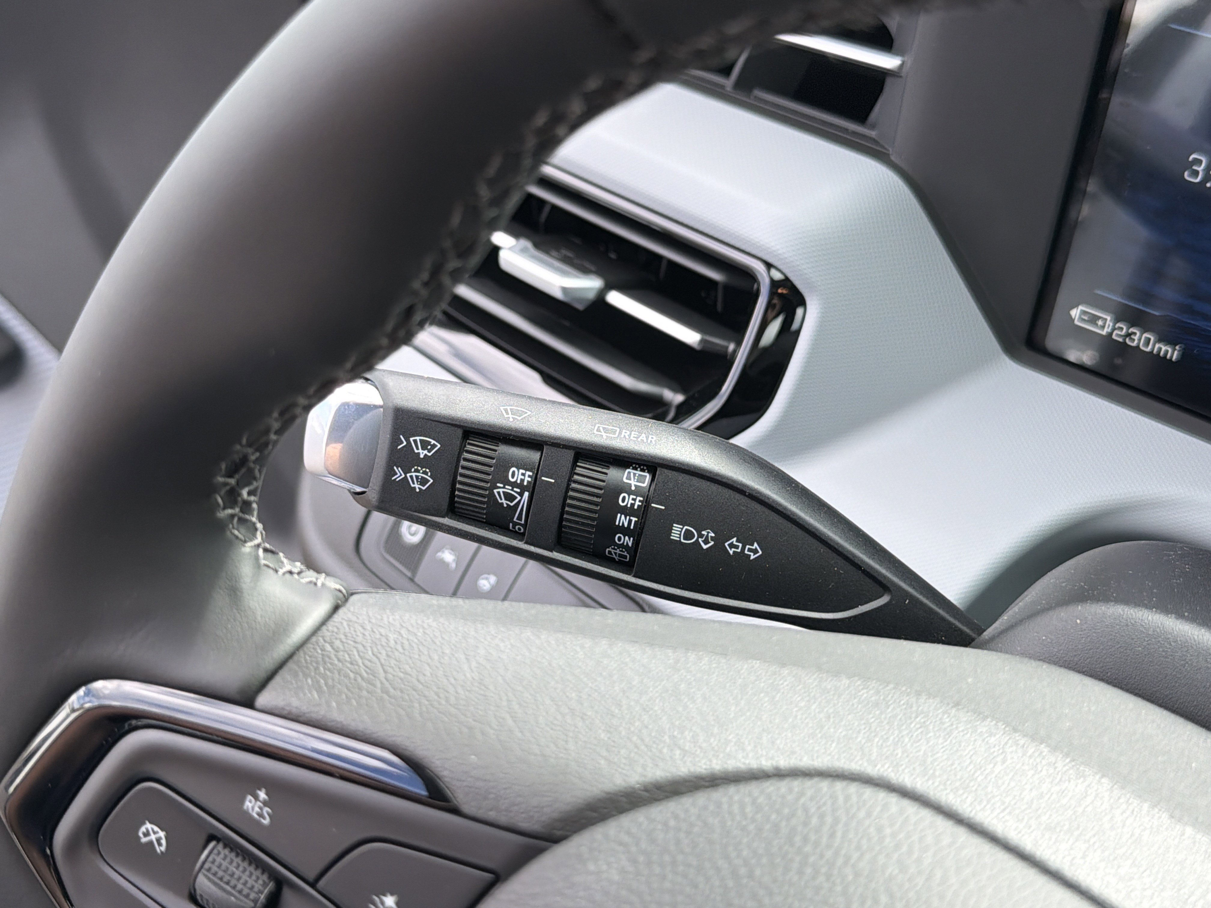 New 2027 Chevrolet Bolt LT w/ Comfort Package image 18