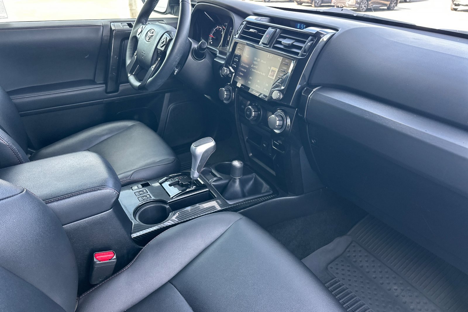 Certified 2022 Toyota 4Runner TRD Off-Road Premium image 16