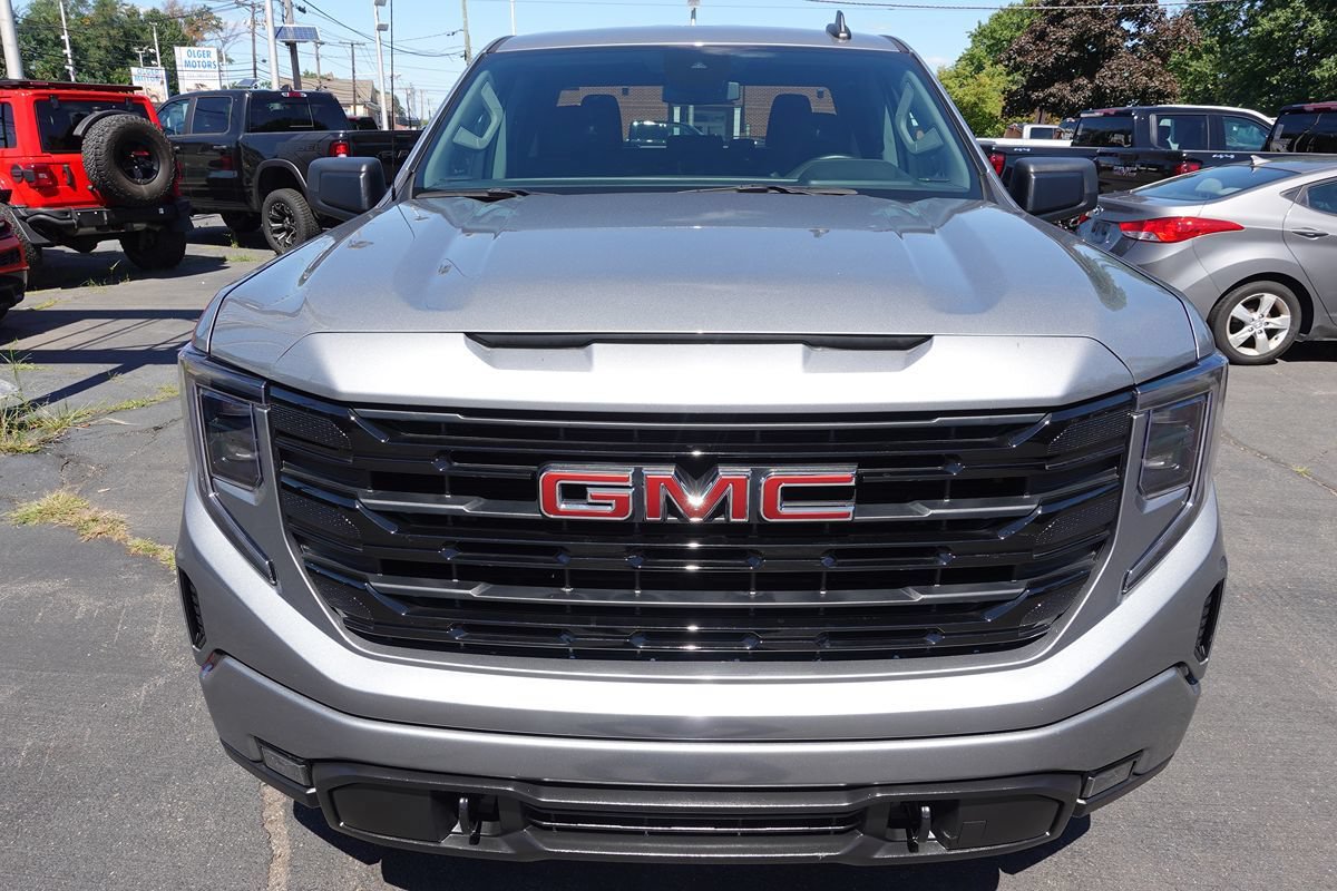 Used 2023 GMC Sierra 1500 Elevation AWD/4WD image 6