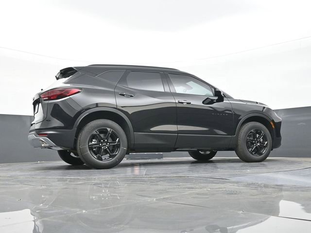 New 2025 Chevrolet Blazer LT w/ Midnight/Sport Edition FWD image 48