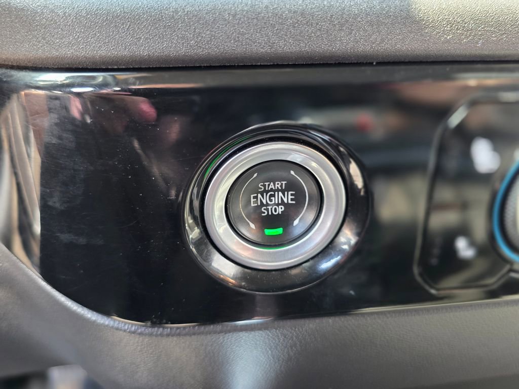 Used 2022 Chevrolet Silverado 1500 LT Trail Boss AWD/4WD image 33