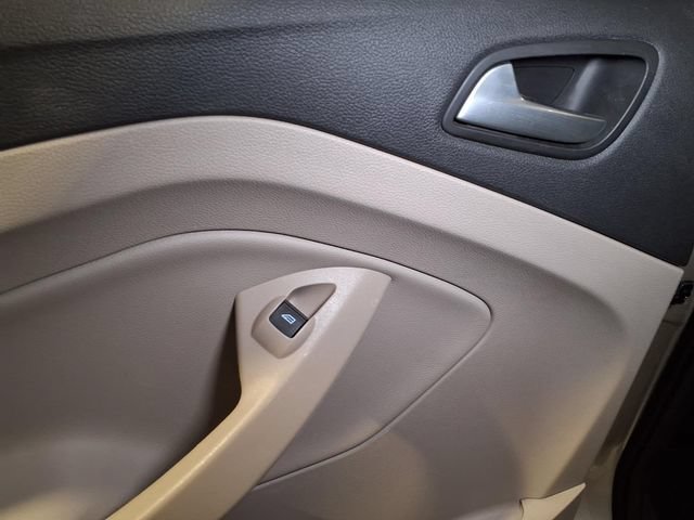 Certified 2017 Ford Escape SE FWD image 22