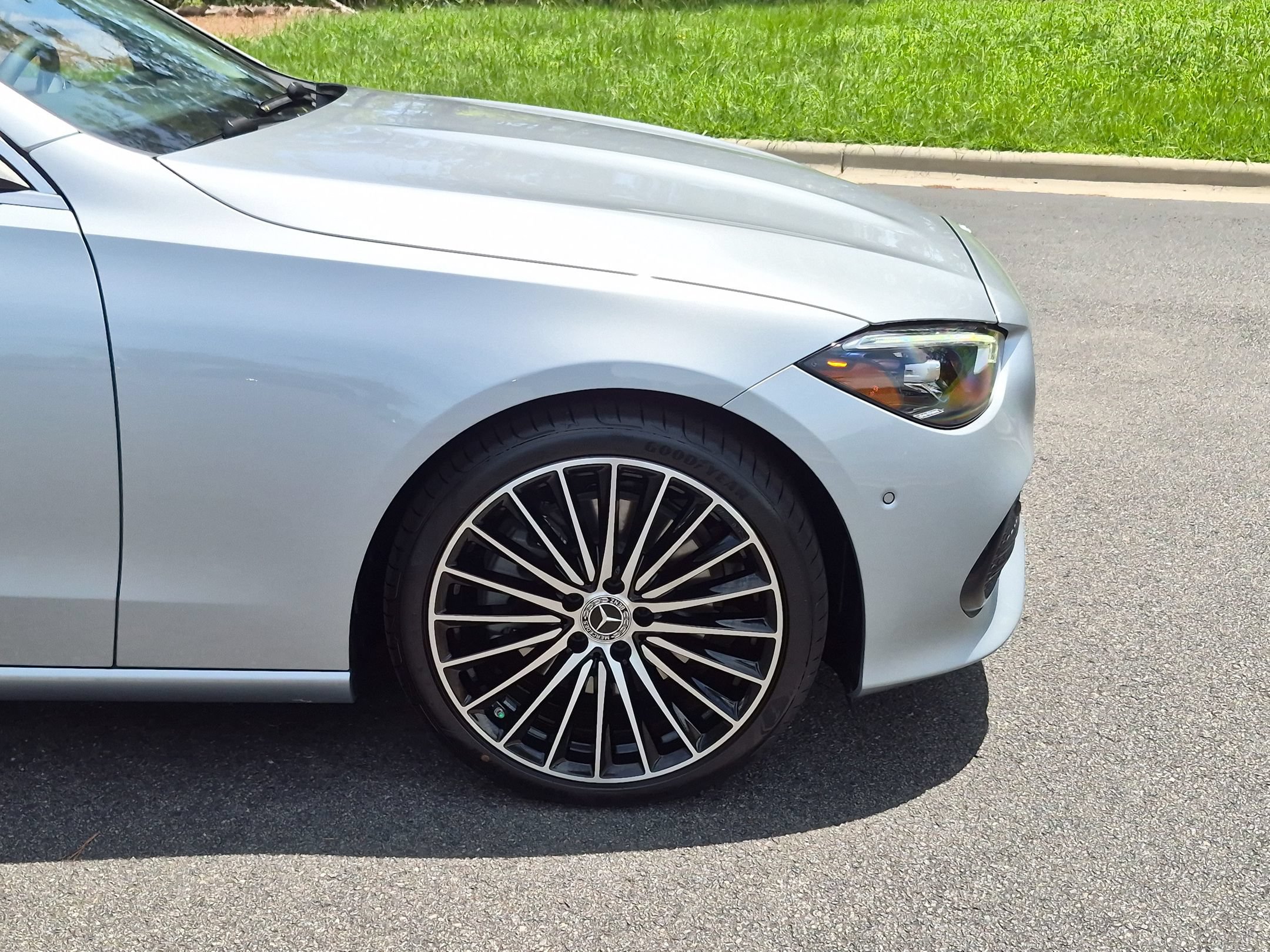 New 2026 Mercedes-Benz C 300 4MATIC Sedan image 12