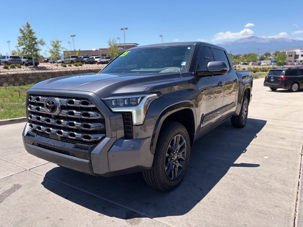 Used 2025 Toyota Tundra Platinum AWD/4WD image 4