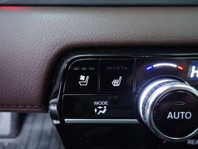 Used 2024 Honda Pilot Elite image 21