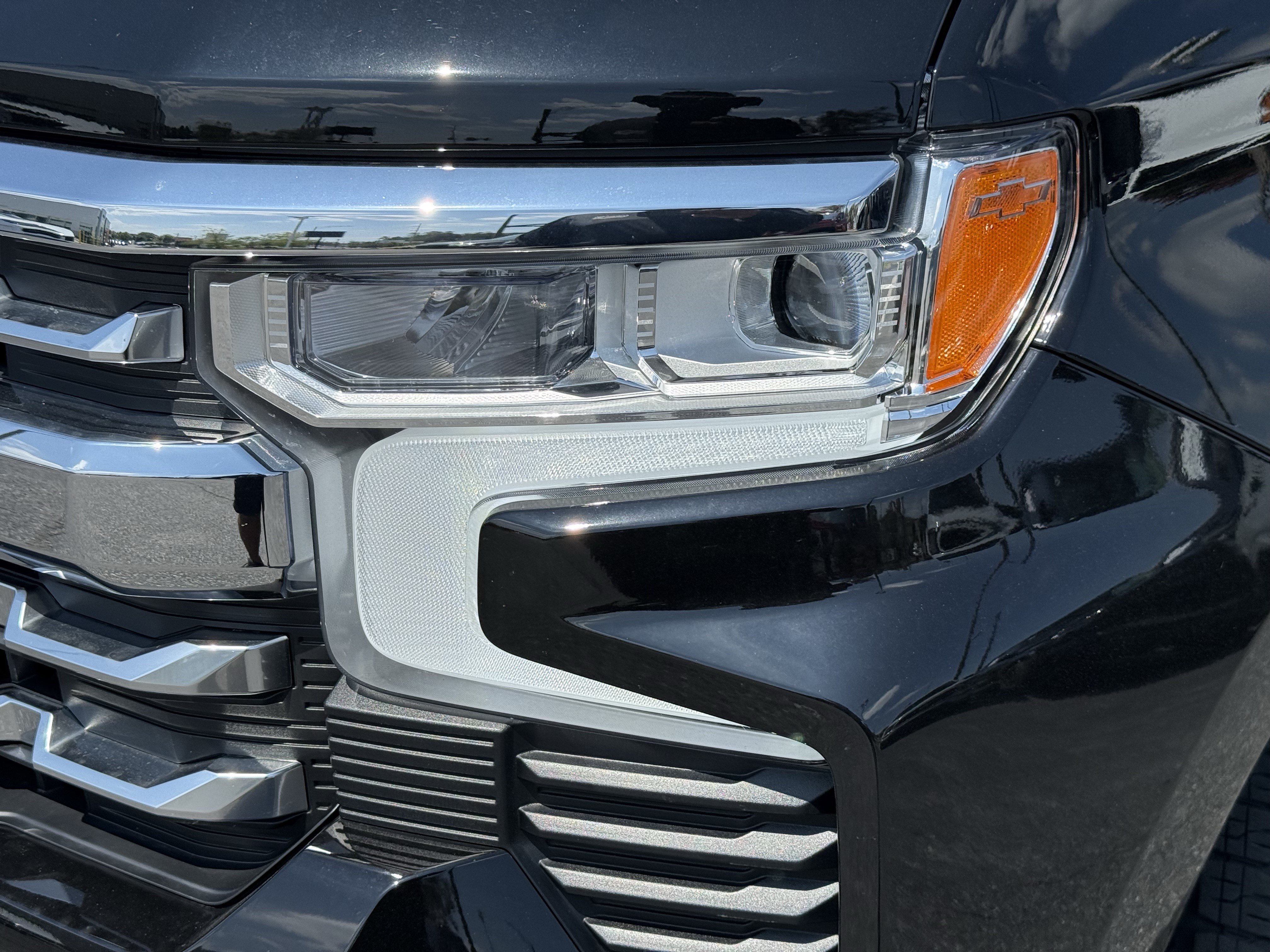 Used 2026 Chevrolet Silverado 1500 LTZ AWD/4WD image 6