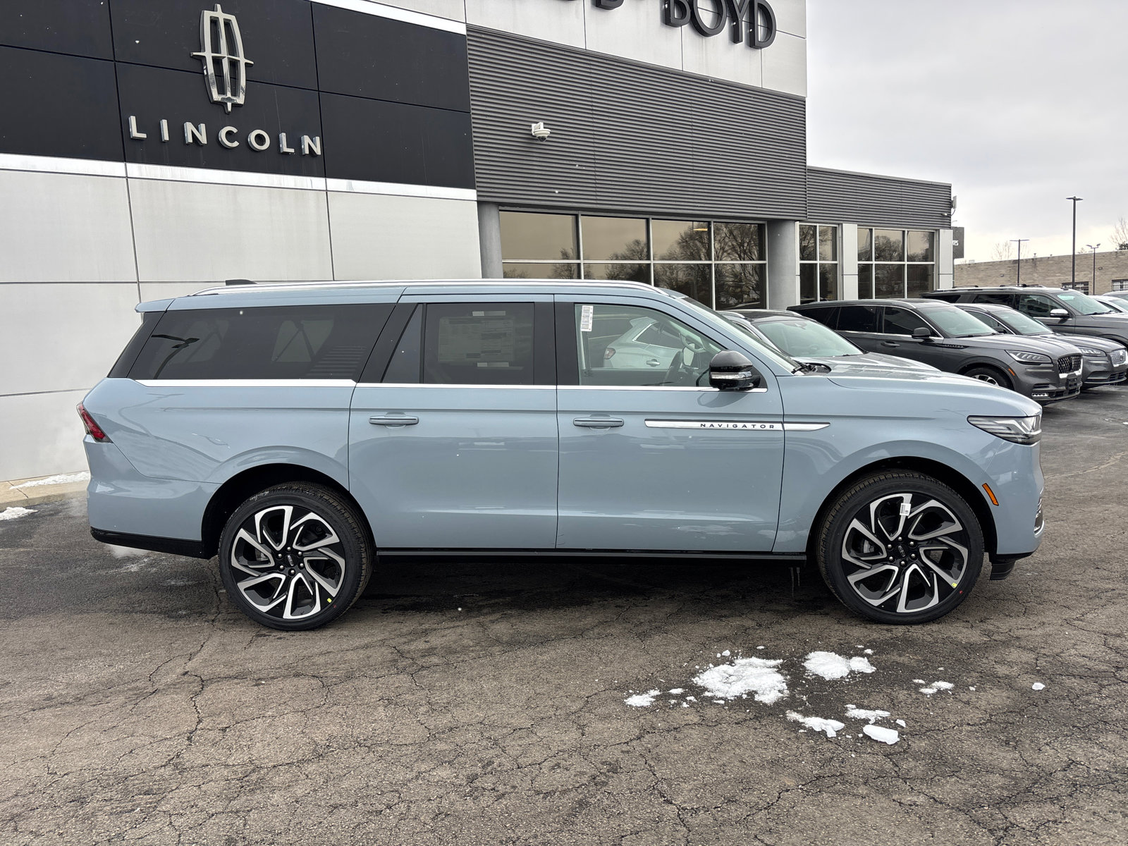 New 2026 Lincoln Navigator L Reserve image 8