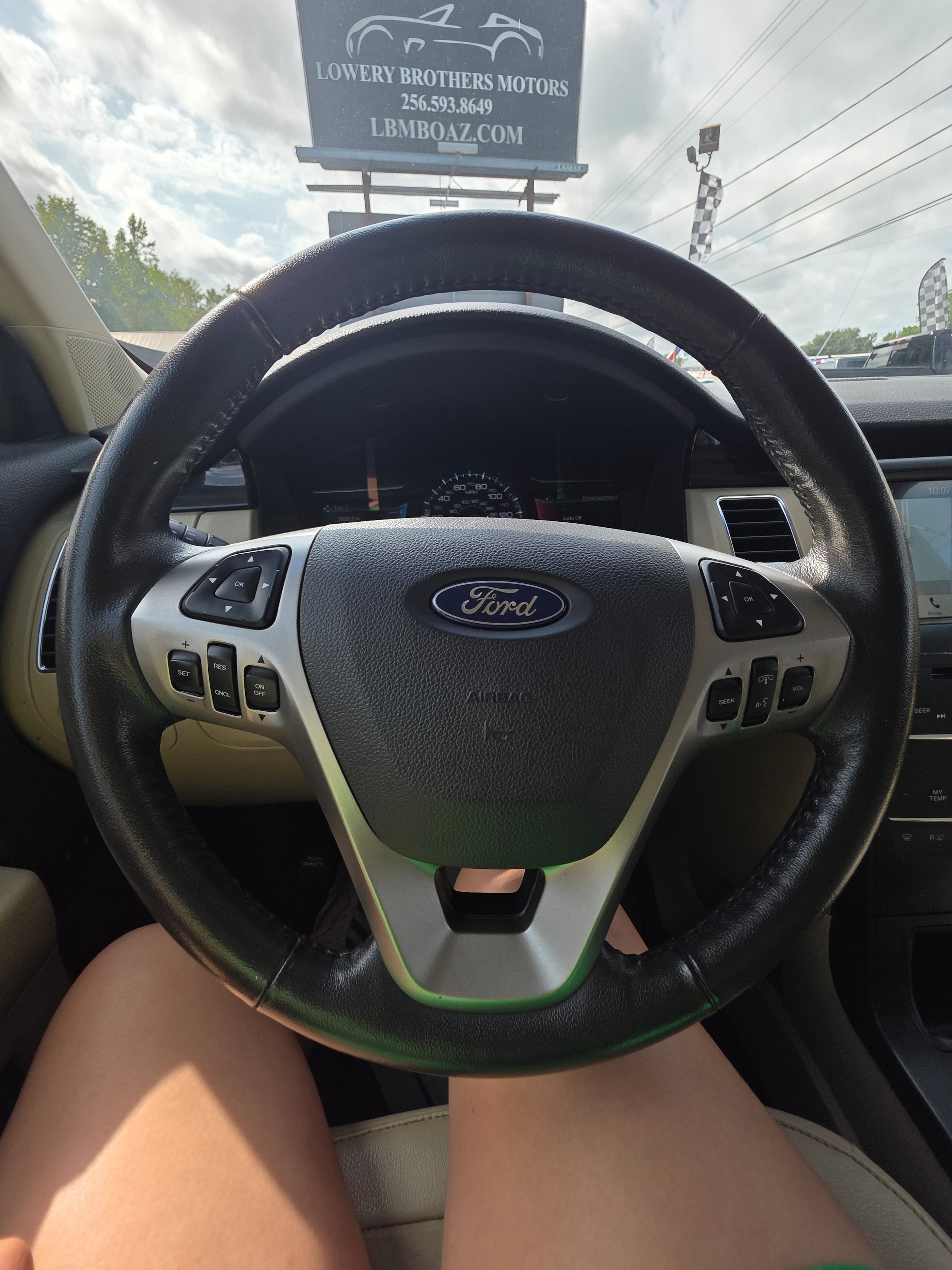 Used 2017 Ford Flex SEL w/ Equipment Group 202A FWD image 9