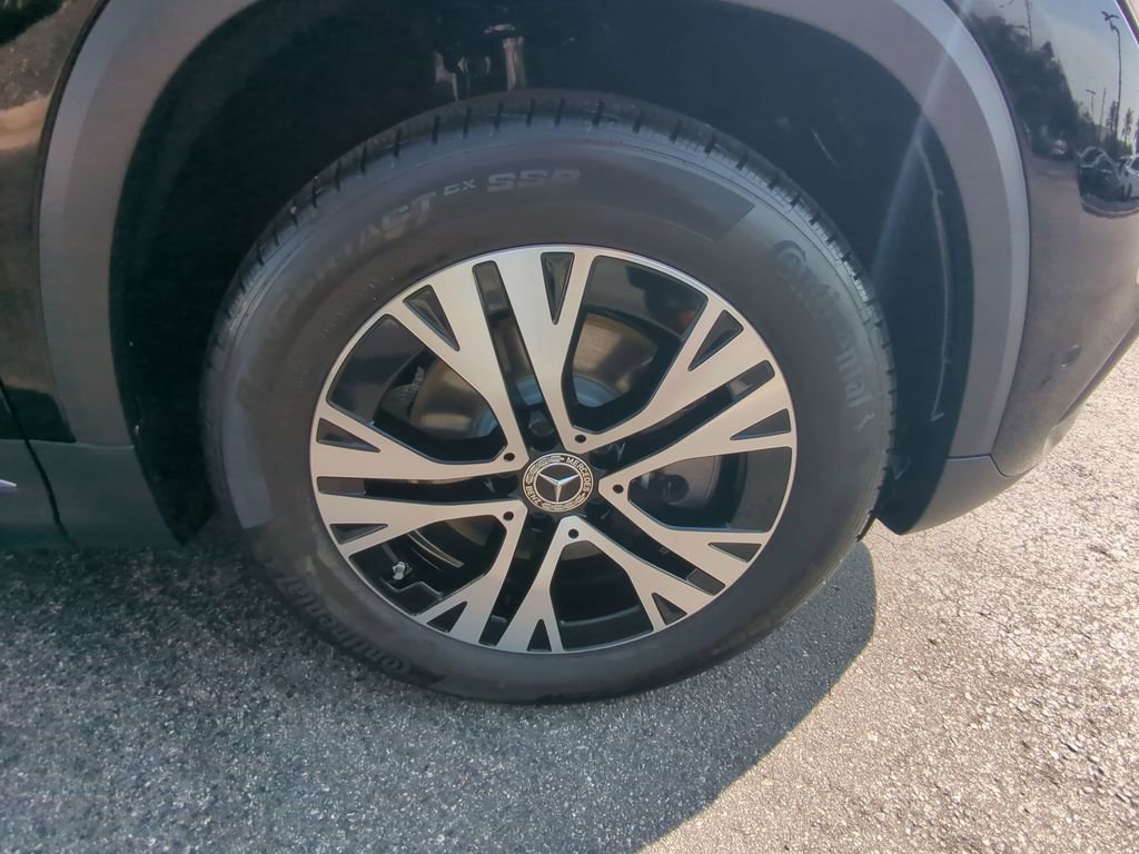 Certified 2025 Mercedes-Benz GLA 250 image 22