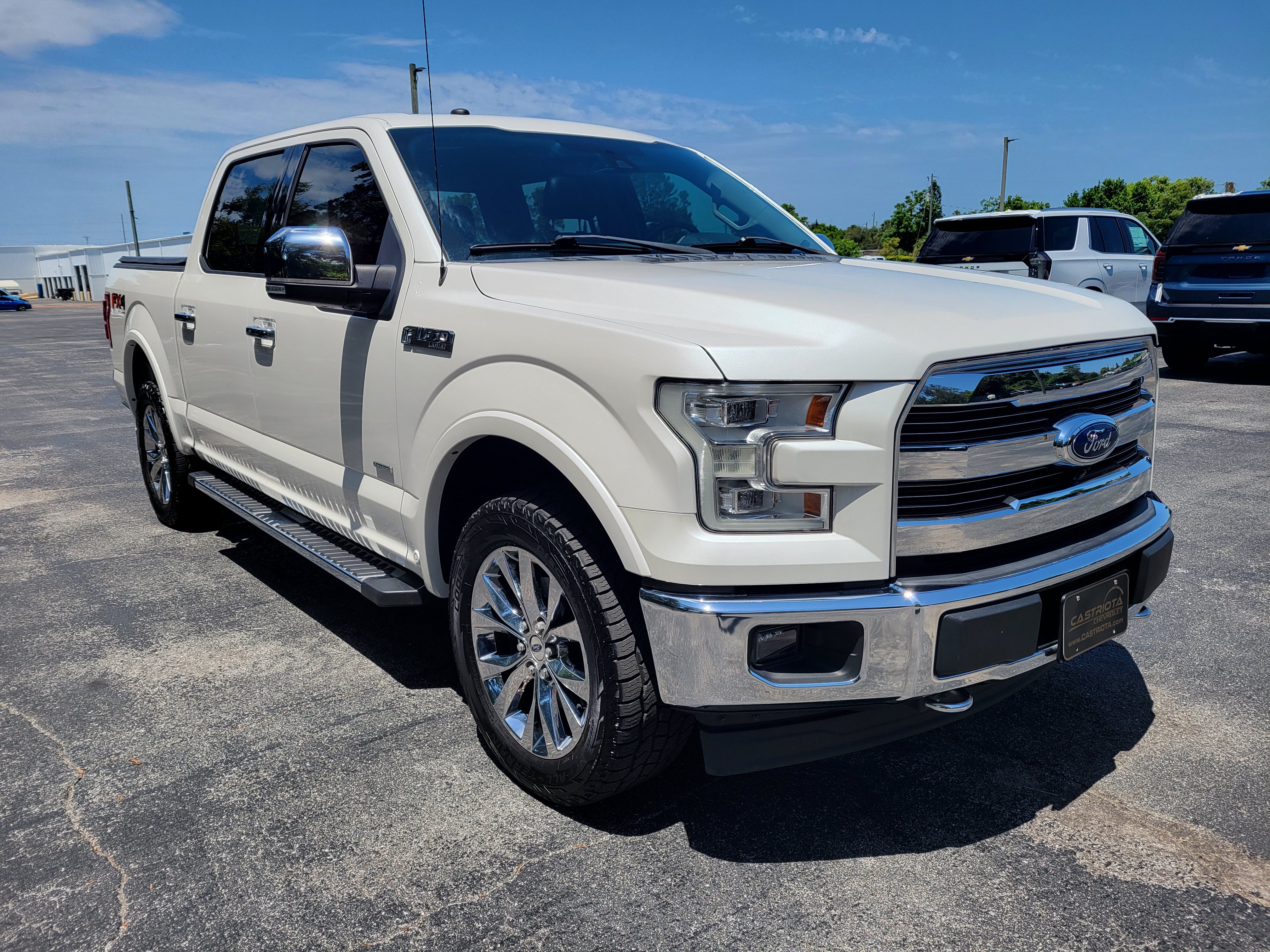 Used 2017 Ford F150 Lariat w/ Equipment Group 502A Luxury AWD/4WD image 3