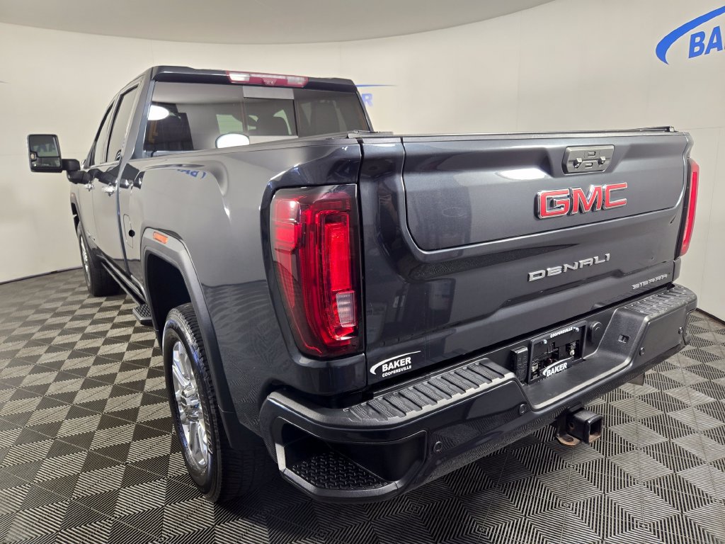 Certified 2022 GMC Sierra 3500 Denali w/ Denali Ultimate Package AWD/4WD image 3