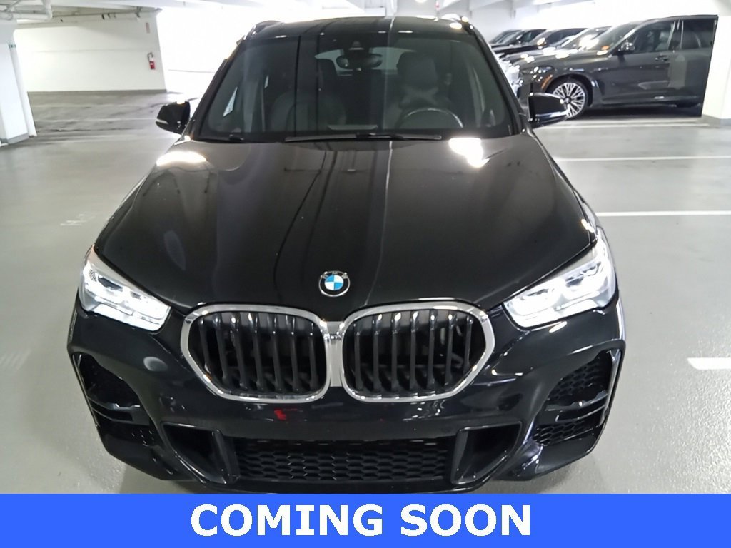 Used 2021 BMW X1 sDrive28i w/ M Sport Package image 3