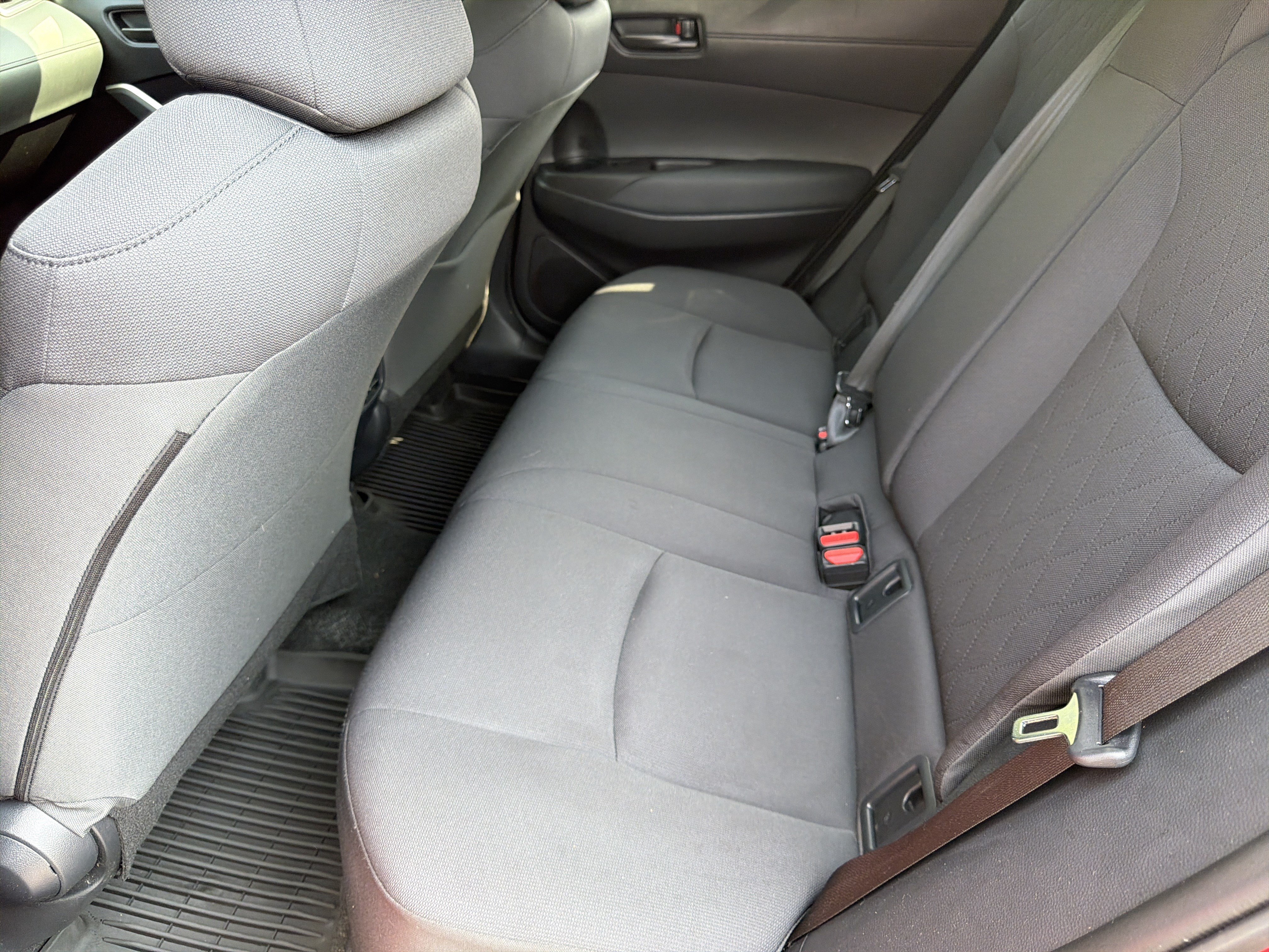 Used 2022 Toyota Corolla Cross LE w/ Moonroof Package FWD image 20