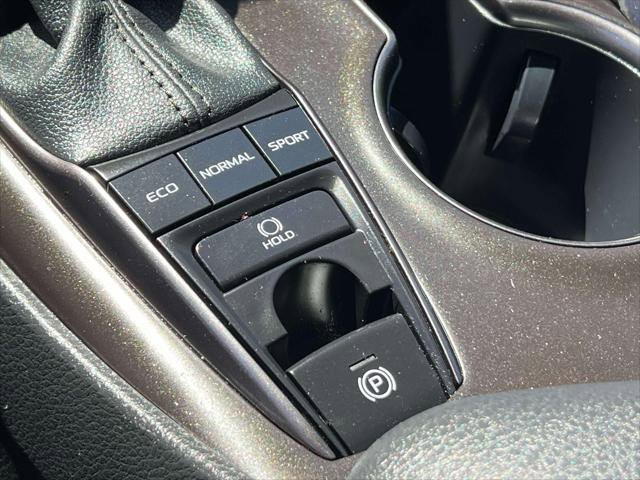 Certified 2023 Toyota Camry SE AWD/4WD image 30