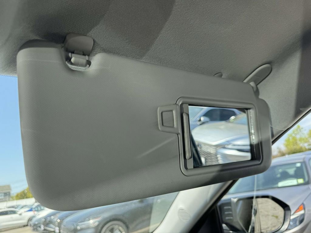 Certified 2026 Hyundai Kona SE AWD/4WD image 31