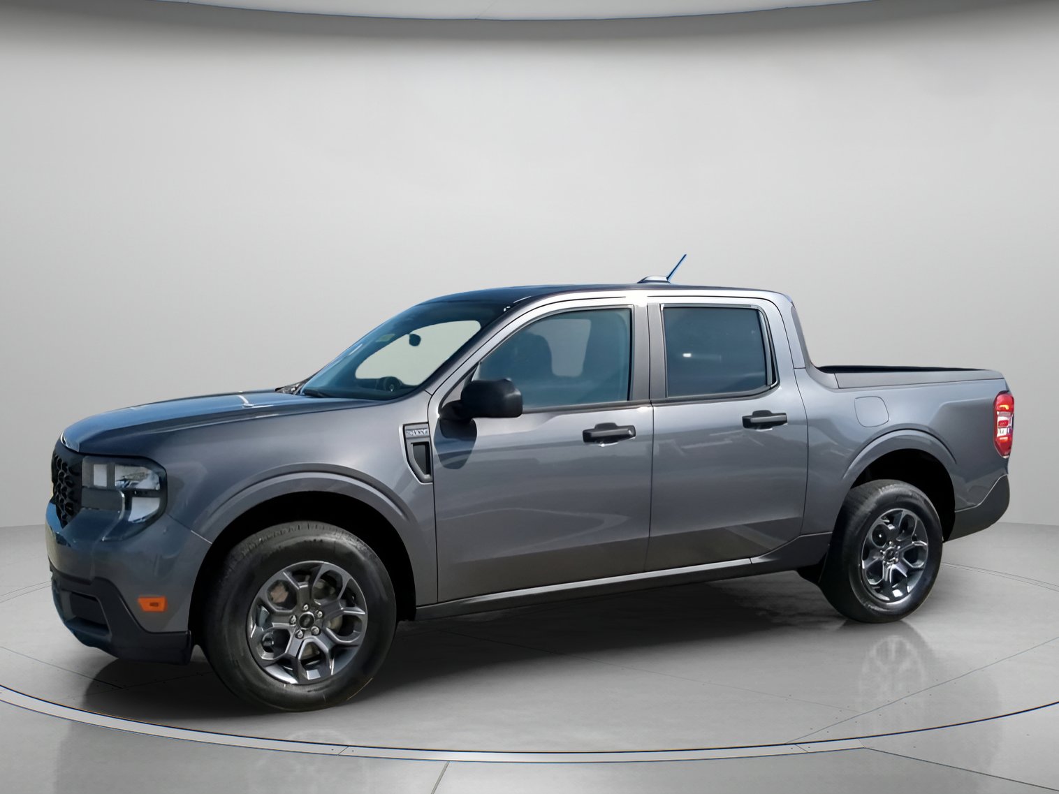 New 2026 Ford Maverick XLT FWD image 14