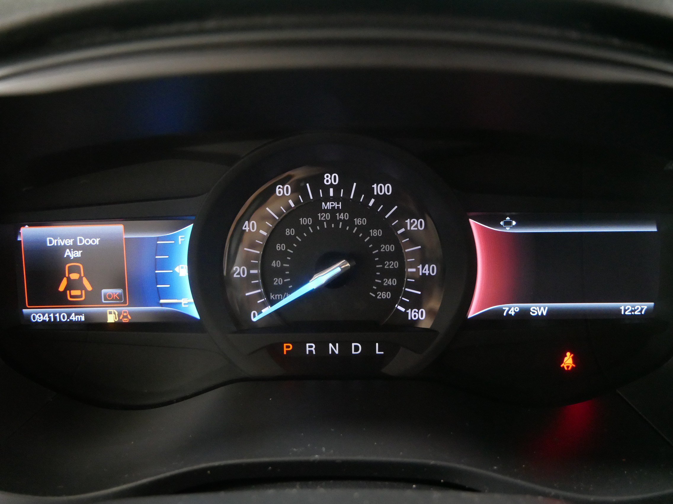 Used 2018 Ford Fusion SE FWD image 21