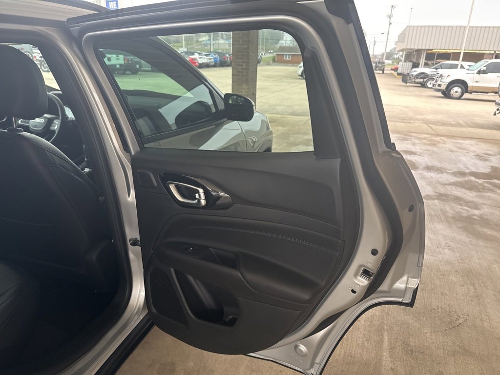 New 2026 Jeep Compass Latitude image 22