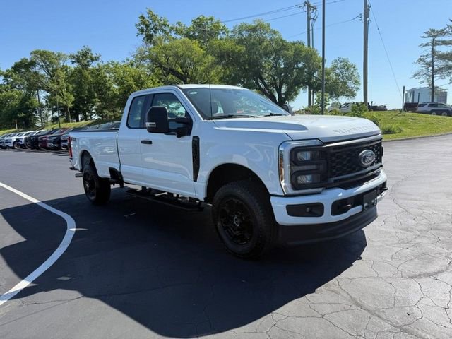 Used 2025 Ford F350 XL w/ STX Appearance Package AWD/4WD image 8