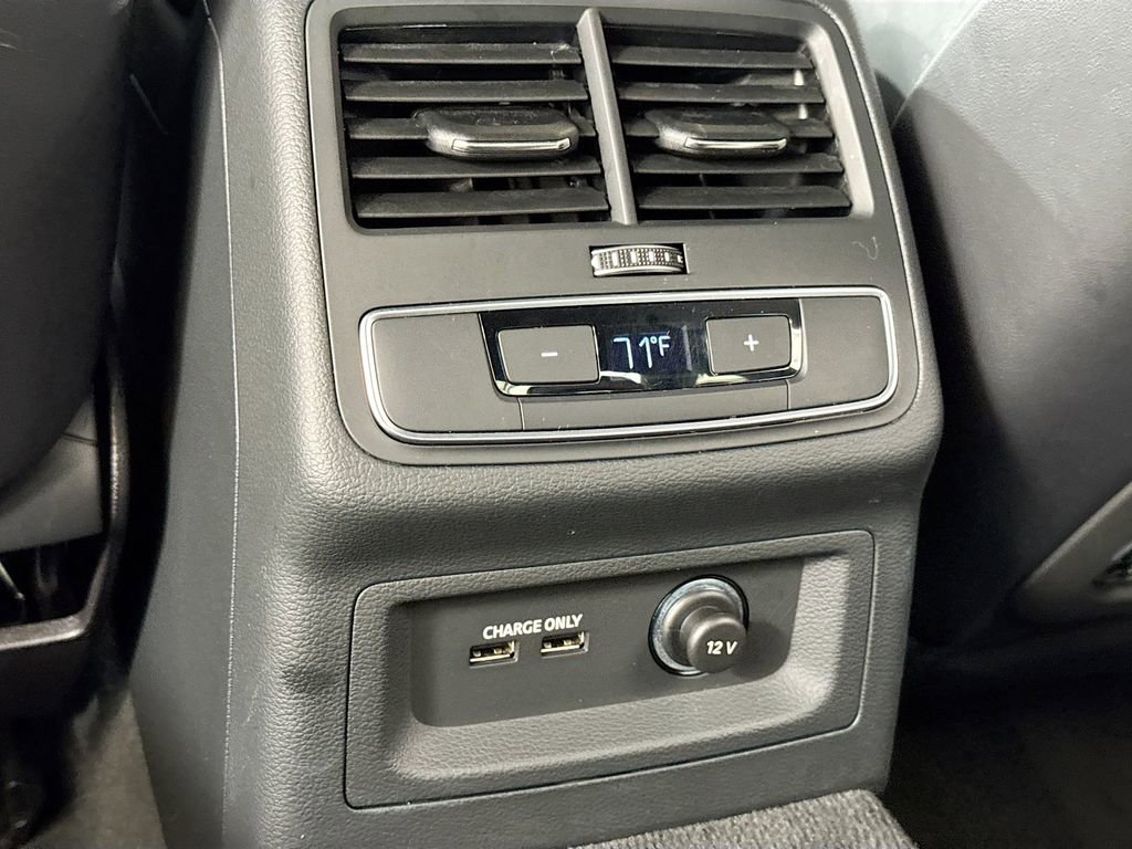 Used 2023 Audi S4 Premium Plus w/ Premium Plus Package image 35