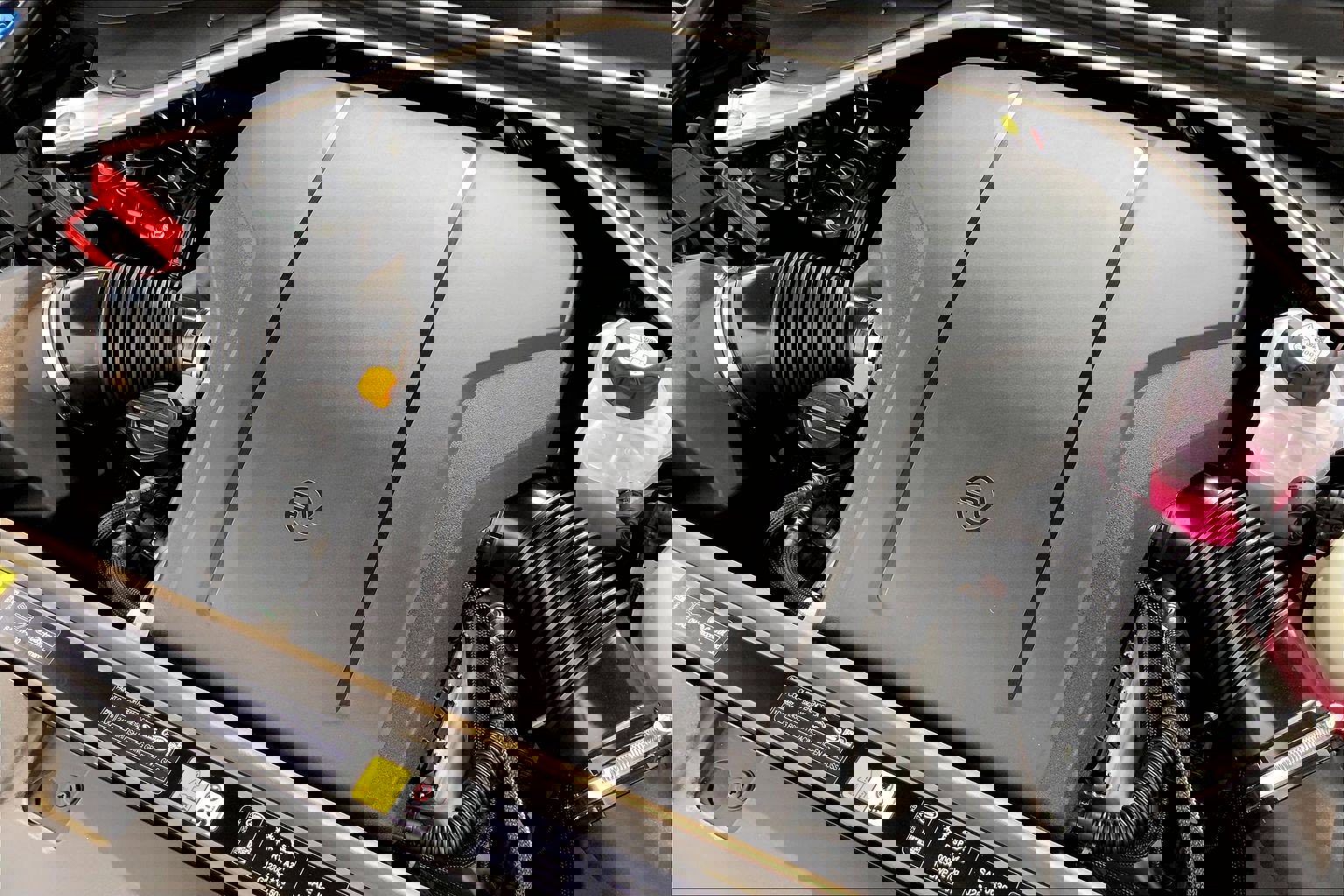 New 2026 Land Rover Range Rover Sport SV image 15