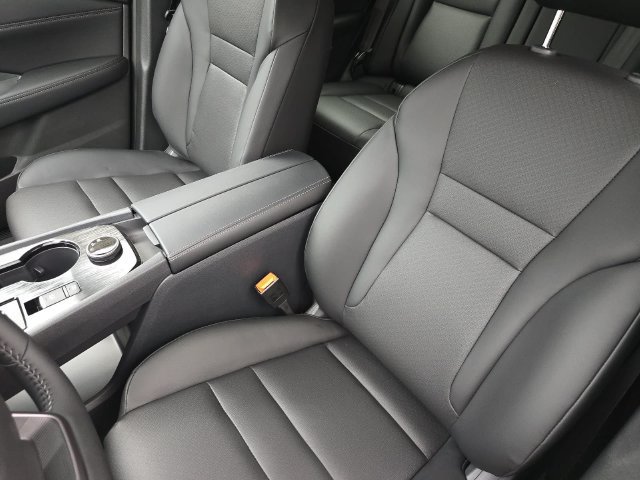 New 2026 Nissan Rogue Dark Armor AWD/4WD image 15