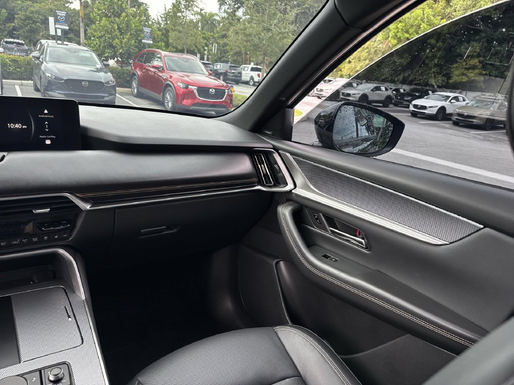 Certified 2025 MAZDA CX-70 Plug-In Hybrid w/ Premium Plus AWD/4WD image 15