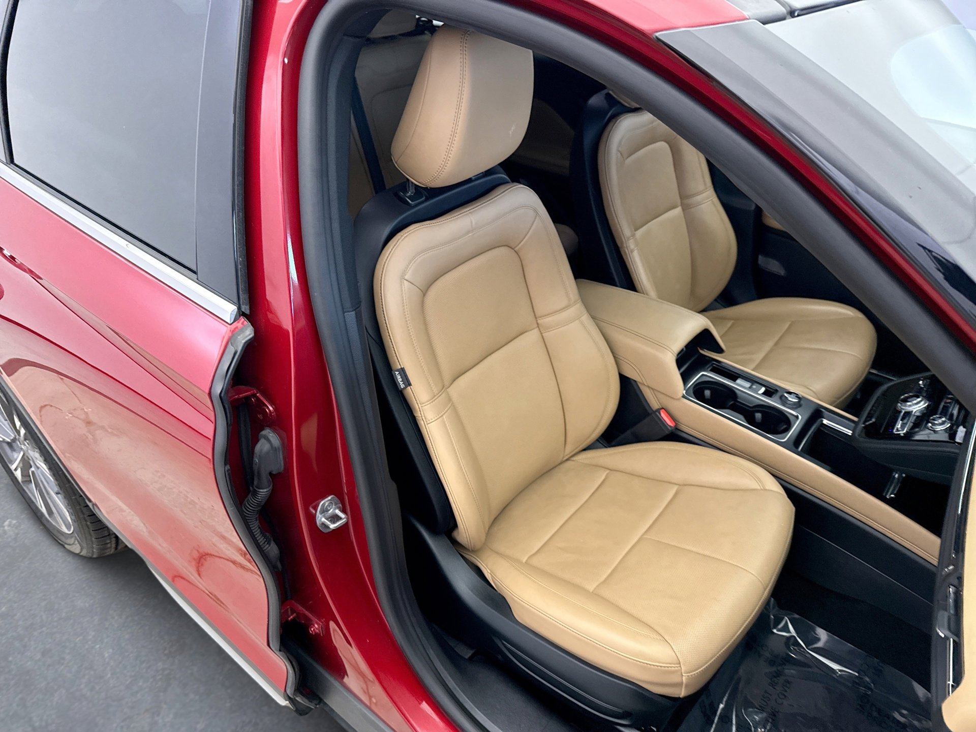 Used 2022 Lincoln Corsair Reserve w/ Equipment Group 201A image 16