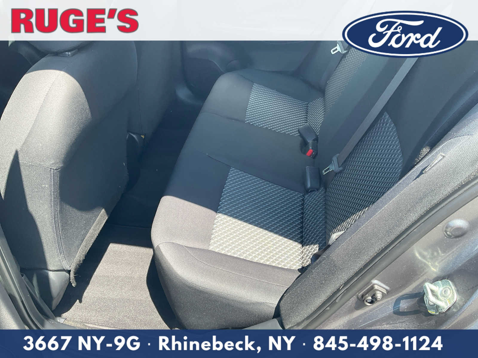 Used 2021 Nissan Versa S FWD image 13
