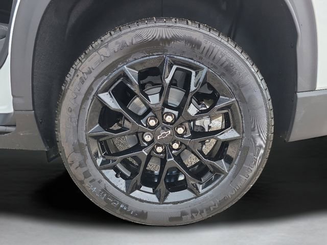Used 2025 Chevrolet Traverse LT w/ Midnight/Sport Edition image 13