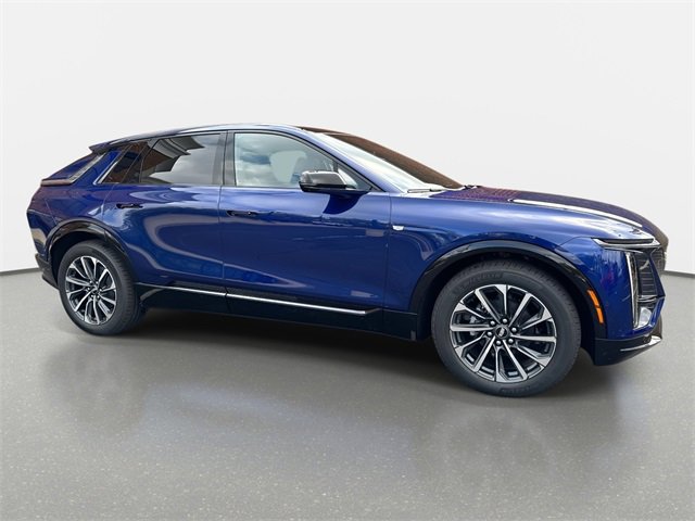 New 2025 Cadillac Lyriq Sport image 9