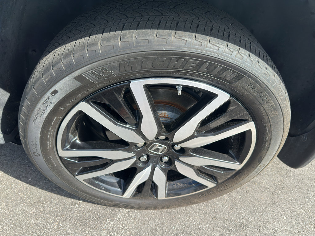 Used 2020 Honda Pilot Touring image 6