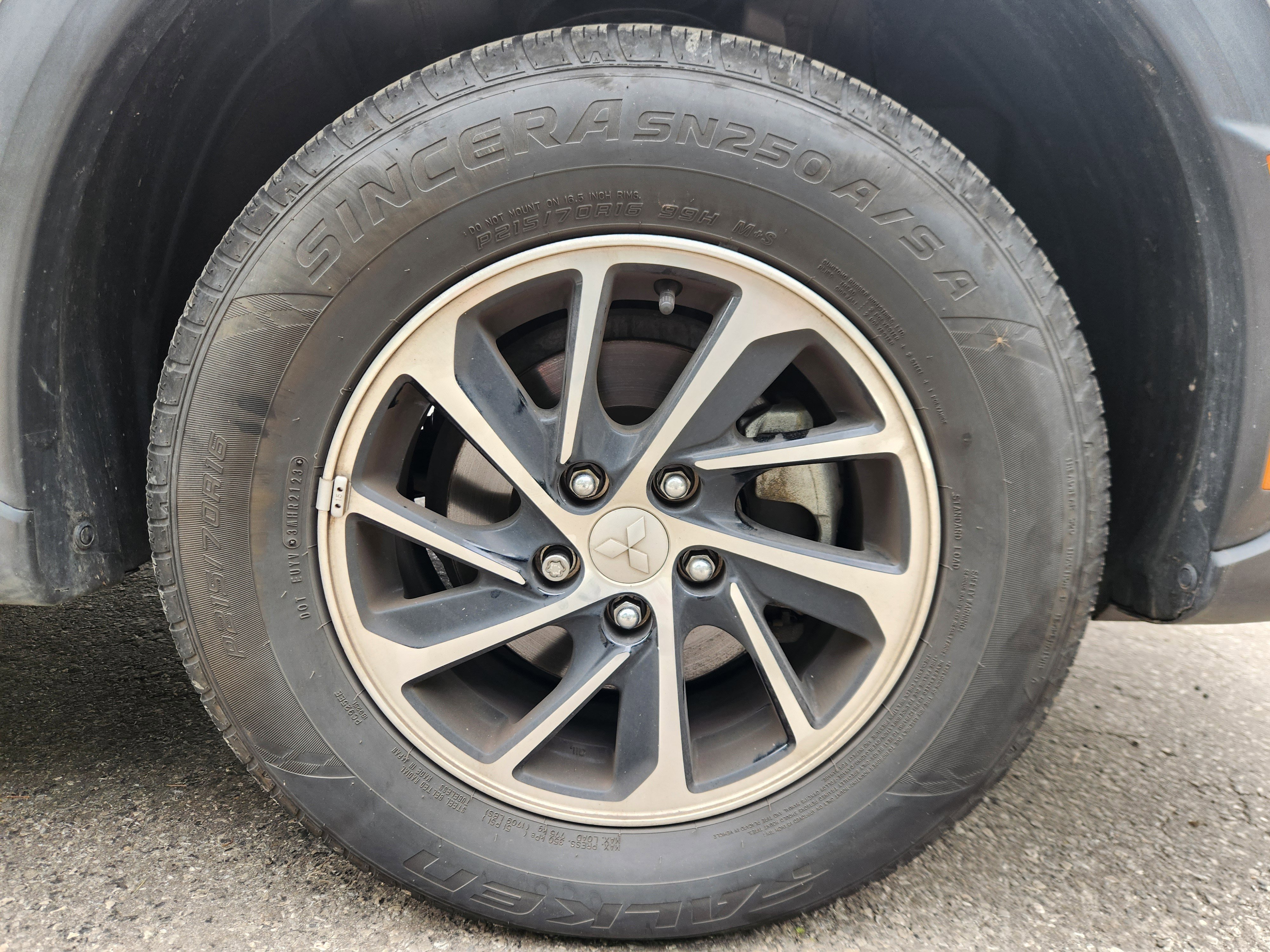 Used 2024 Mitsubishi Eclipse Cross ES AWD/4WD image 14