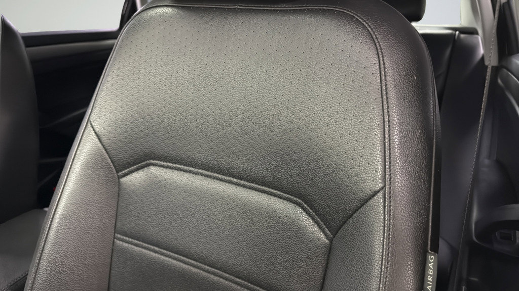 Used 2015 Volkswagen Passat TDI SE image 19