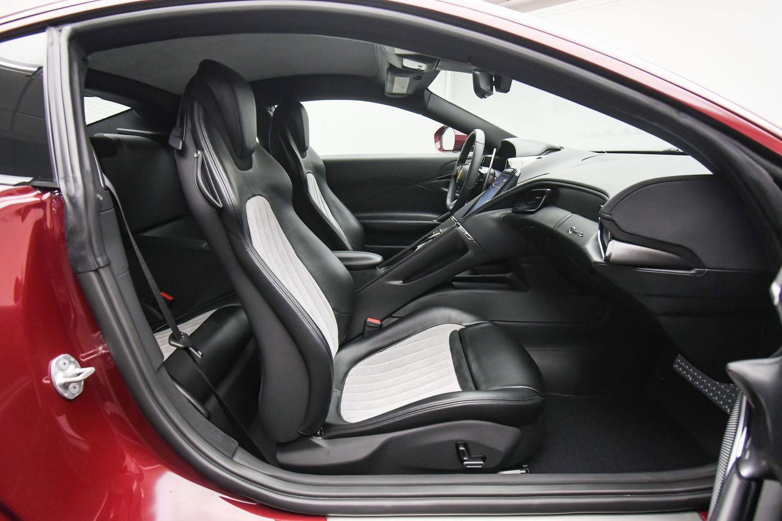 Used 2023 Ferrari Roma image 53