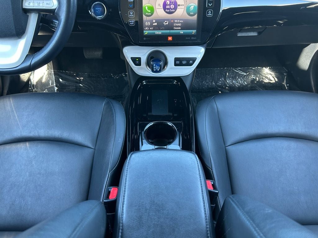 Used 2017 Toyota Prius Prime Advanced image 12
