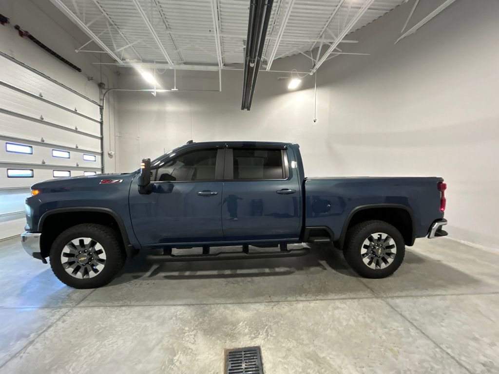 Used 2026 Chevrolet Silverado 2500 LT w/ All Star Edition image 9