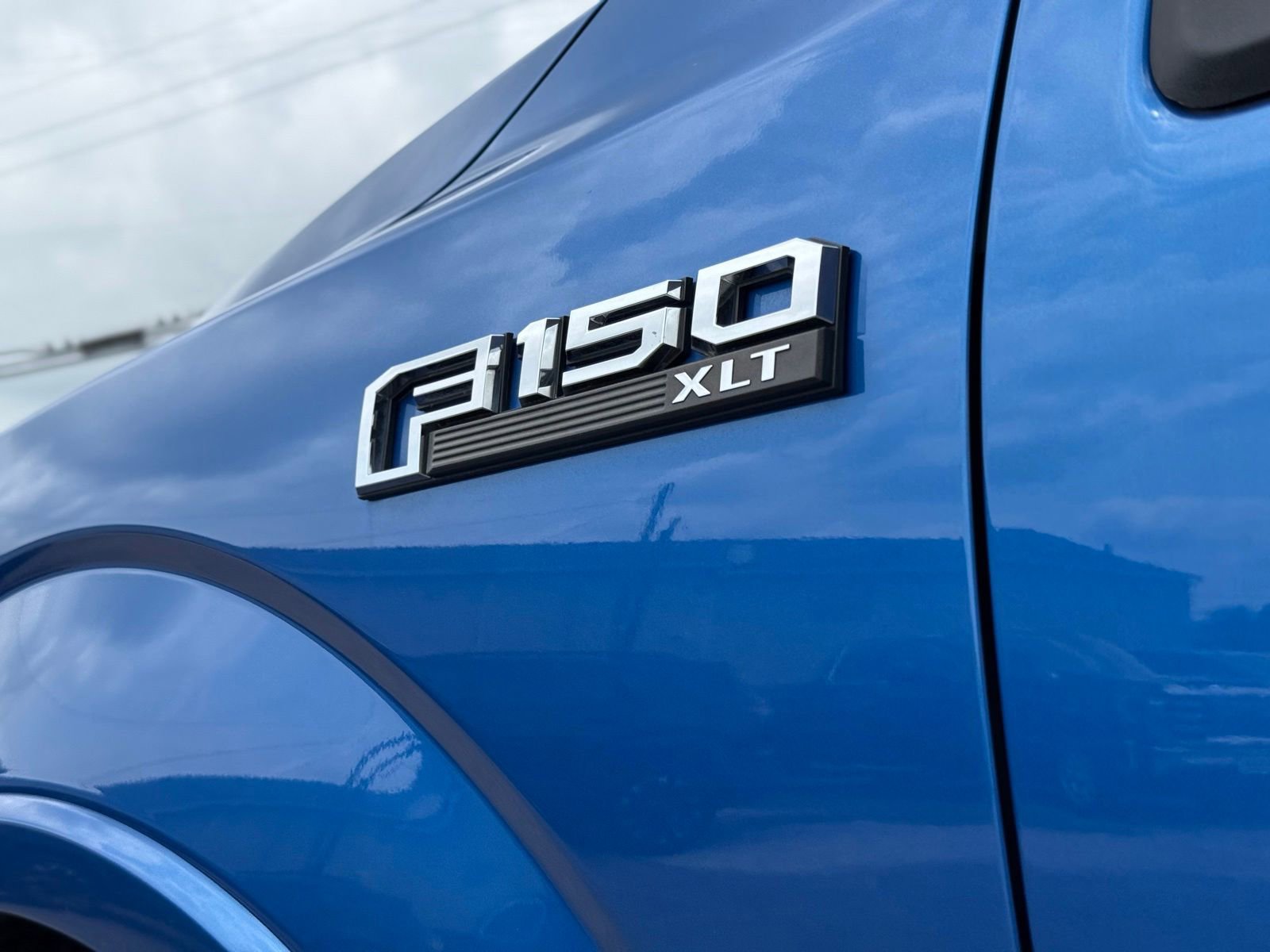 Used 2016 Ford F150 XLT w/ Equipment Group 302A Luxury AWD/4WD image 11