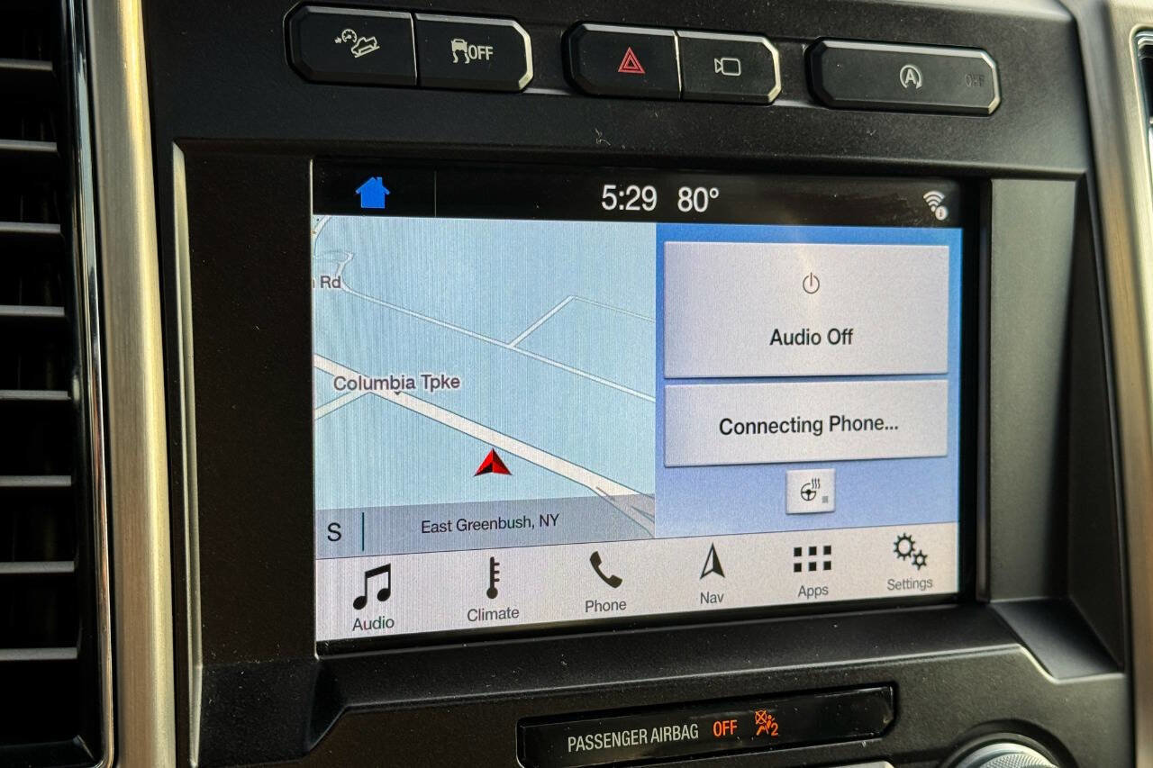 Used 2018 Ford F150 Platinum w/ Equipment Group 701A Luxury image 26