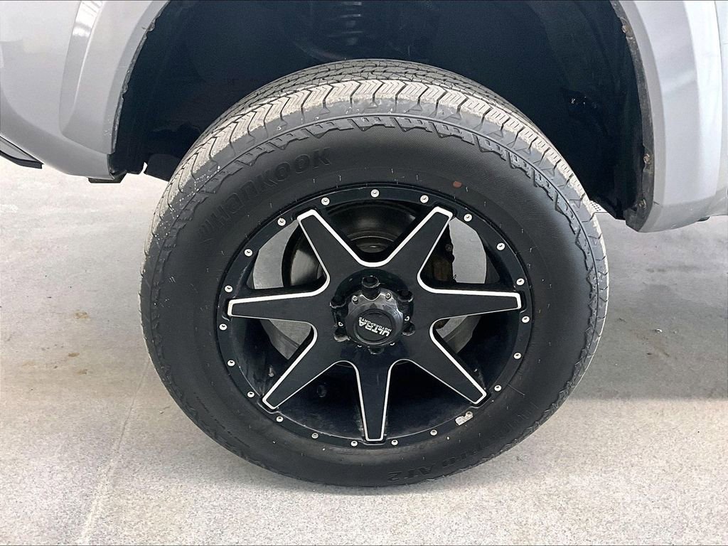 Used 2018 Toyota Tacoma SR5 image 7
