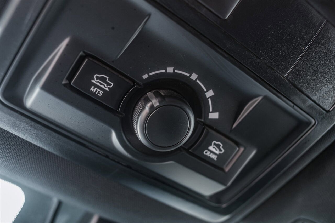 Used 2023 Toyota Tacoma TRD Off-Road AWD/4WD image 33