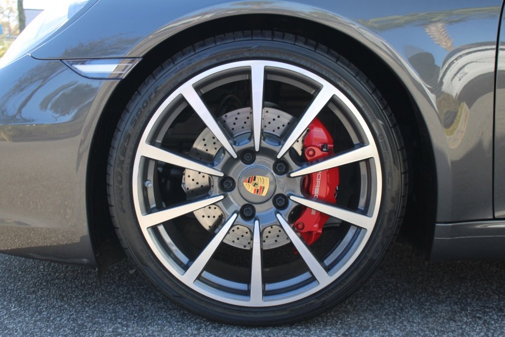 Used 2016 Porsche 911 Carrera S image 12